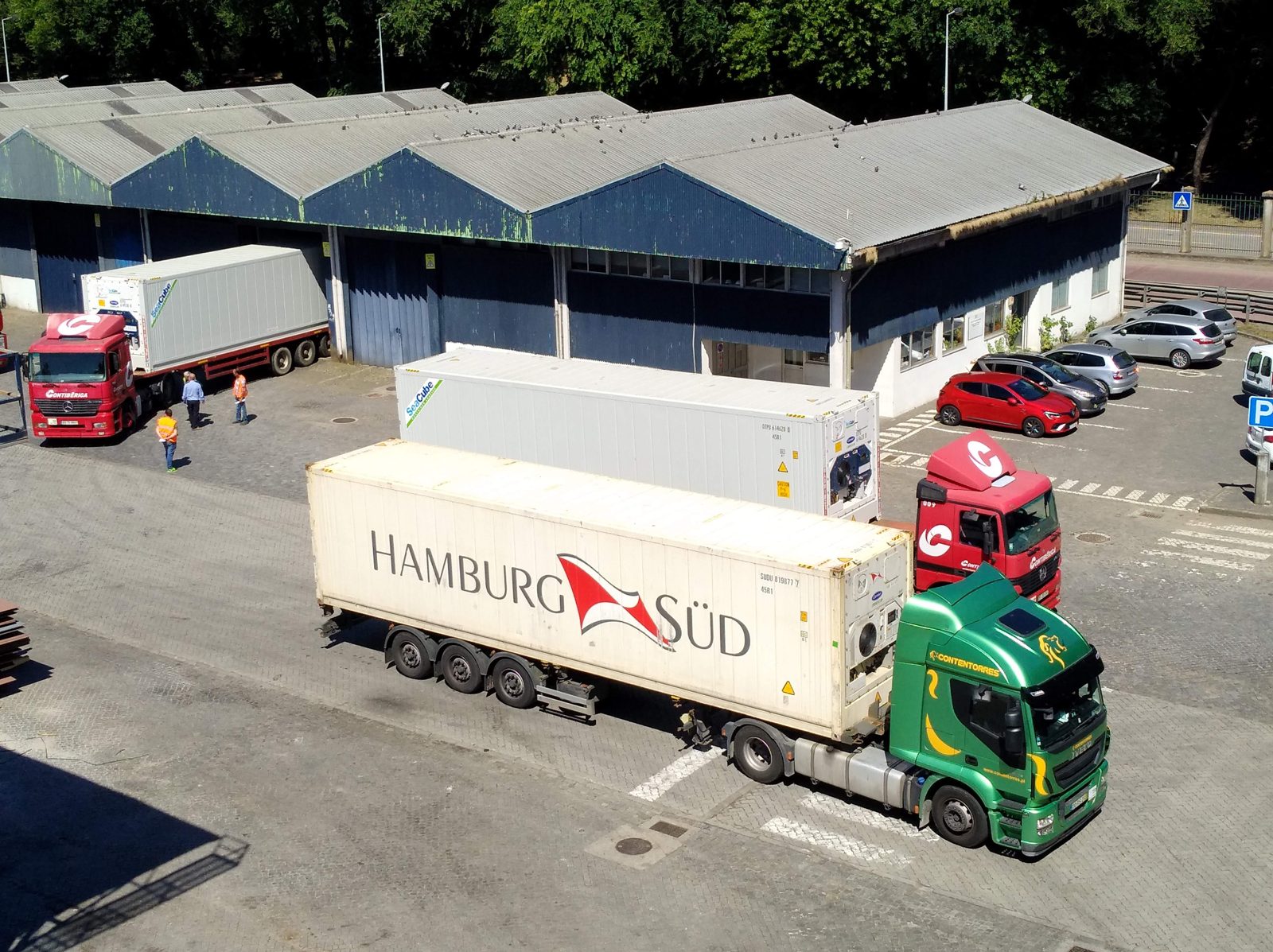 Conteneur reefer frigorifique avec son groupe froid à une extrémité